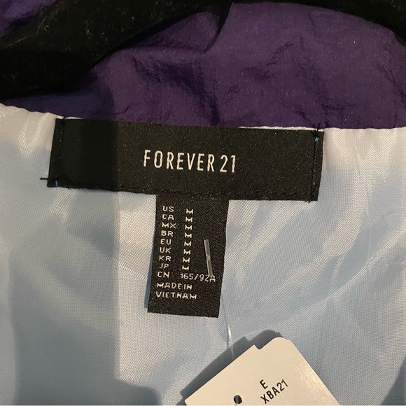Forever21 colourblock half zip windbreaker - Picture 6 of 6